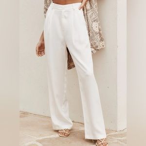 12th Tribe Jaxson White pants in a size large. Brand new with tags